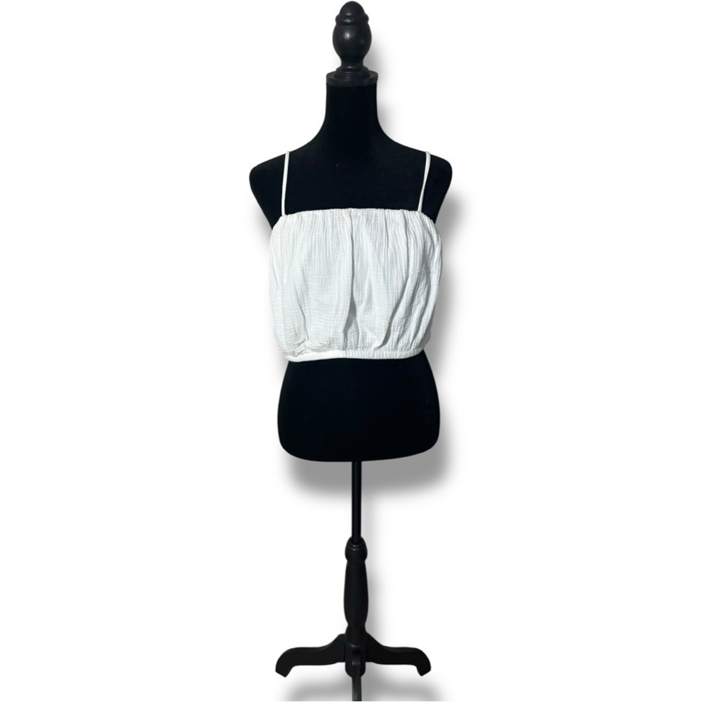 Express Large Smocked NWT White Lightweight Spaghetti Strap Tank Gauze Crop Top - Picture 2 of 16